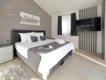 Villa in Starigrad with heated pool, Starigrad-Paklenica (zdjęcie 5)