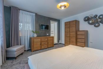 Iris Predeal, Predeal (fotografie 5)