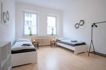 Modern & Spacious Apartment in Lüdenscheid, Люденшайд (фото 4)