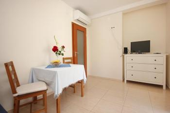Apartments with parking space Orebic, Peljesac - 10423, Orebić (Foto 3)