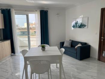Condo with Patio overlooking Piazza, Gżira (Foto 2)