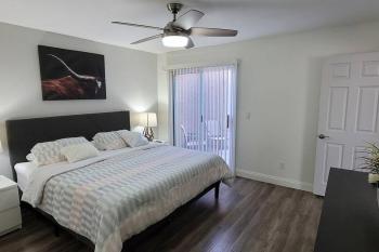 L - Fully remodeled and professionally decorated, Las Vegas (zdjęcie 4)