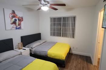 L - Fully remodeled and professionally decorated, Las Vegas (zdjęcie 5)
