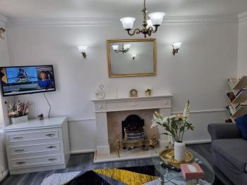 Centrally Located w/ Free Parking & Smart TV, Leeds (zdjęcie 4)