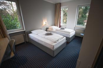 Hotel in Herrenhausen, Hannover (photo 3)
