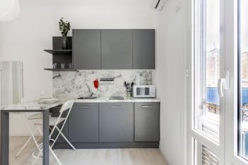 GuestHost - Bright Apt 600mt from Viale Zara!, Mailand (Foto 2)