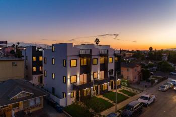 Modern 4 Bedroom Charmer w/ Rooftop Deck #2, Los Angeles (fotografie 4)