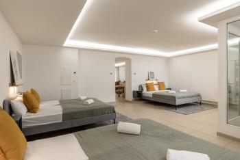 Spacious apartment in Hemholtzkiez Prenzlauer Berg for 8 People Hiddenseer, Berlin (photo 3)