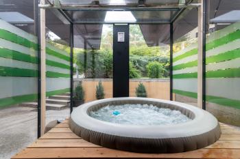 Miami Lovely romantic Garden apartment with whirlpool, Praha (fotografie 3)