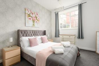 2 BR Royal Mile Apartment, Edimburgo (foto 3)