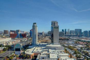 Palms Place Luxury Studio STRIP VIEW NO RESORT FEE, Las Vegas (photo 4)