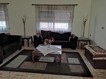 Alice & Andrew Apt. Few Steps to Madaba Old City Center, Madaba (foto 4)