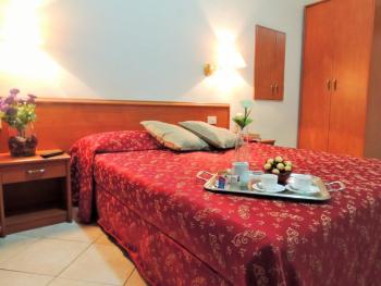 Florida rooms - comfort Hotel, Roma (foto 4)