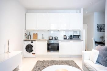 Komplette 2 Zimmer Wohnung Zentral neben Oktoberfest, Monaco di Baviera (foto 4)