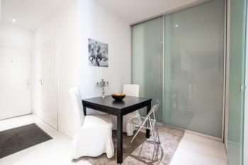 Komplette 2 Zimmer Wohnung Zentral neben Oktoberfest, Monaco di Baviera (foto 5)