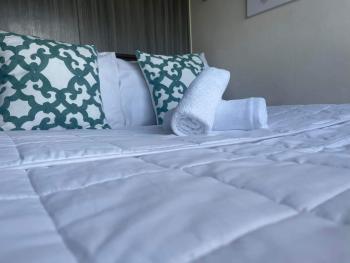 Staycation Taft Ave DLSU Green Res by darpm, Manila (fotografie 3)