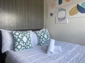 Staycation Taft Ave DLSU Green Res by darpm, Manila (fotografie 4)