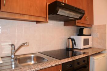 Studio with shower room E5, full kitchen, poolside, FREE WIFI, Peyia (photo 5)