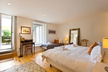Boutique Rentals- Hidden Garden Porto's downtown, Porto (photo 2)