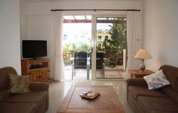 Top floor, 2 bedroom apartment Vanessa D204, FREE WIFI, village view, Peyia (foto 3)