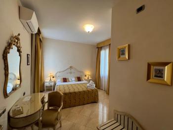 Angeles Inn, Benátky (fotografie 4)