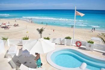 Estudio a pie playa, increibles vistas, alberca, gym, jacuzzi, 3502, Cancún (foto 4)