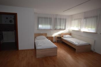 Schöne 2 Zimmer Wohnung, Štutgart (fotografie 2)