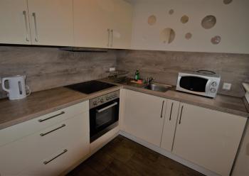 Schöne 2 Zimmer Wohnung, Štutgart (fotografie 3)