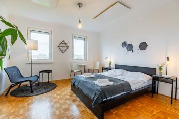 New with a View - Modern Studio, Vienna (photo 2)