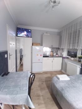Studio Jutrzenka z łazienką by Apartamenty na dni Wrocław, Wrocław (photo 5)