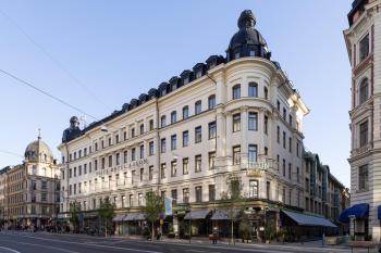 Bright & Stylish Apartment with Huge Terrace - Close to Nature, Stockholm (photo 2)