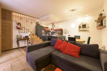 Traditional apartment in old city, Bari (Foto 2)