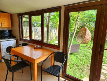 House & Yard Sesil M 110m to beach Kaprovani, Ureki (foto 5)