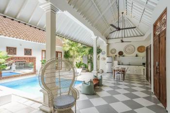 Villa Kayan - Gorgeous 2BR Seminyak gem, fabulous location steps from restaurants, cafes and shopping, Seminyak (Foto 4)