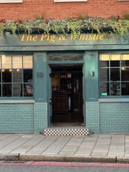 The Pig and Whistle, Londyn (zdjęcie 2)