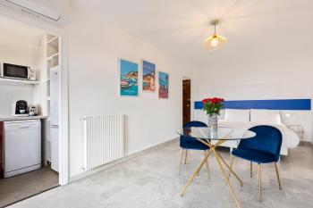 BLUE LIGHT TERRACE - Nice Port, Nice (fotografie 3)