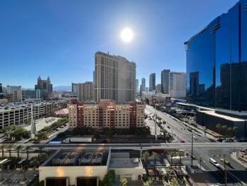 Balcony Studio Signature MGM Great View No Resort Fees Free Valet Lazy River, Las Vegas (zdjęcie 4)