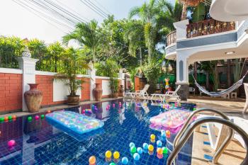 MADEE VILLA - PATTAYA HOLIDAY HOUSE WALKING STREET 6 bedrooms, Pattaya South (fotografie 4)