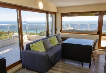 Spacious 3BD Flat with Large Terrace & Sea View by Flat Mаnager, Varna (foto 4)