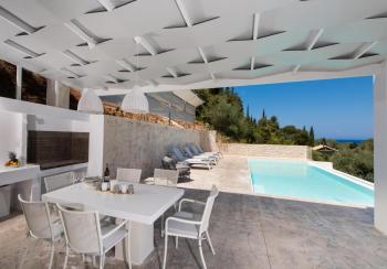 Villa Anthos - Fresh modern villa, pool, close to the beach, Città di Lefkada (foto 3)