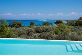 Villa Anthos - Fresh modern villa, pool, close to the beach, Città di Lefkada (foto 4)