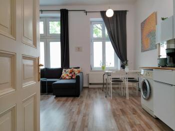 Cozy studio in Friedrichshain, 4 quiet guests only, Berlin (photo 2)