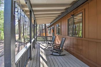 Fireplace, Deck & Grill: Pinetop Cabin Rental!, Pinetop-Lakeside (photo 2)