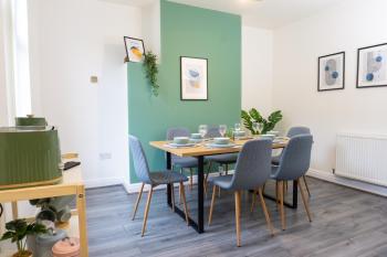 Keith House - Air Host & Stay - Free Parking, Liverpool (photo 4)