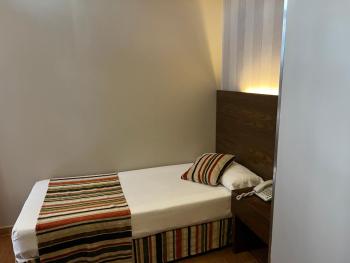 Hostal Los Coronales, Madrid (foto 2)