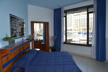 Transatlantico, Naples (photo 2)