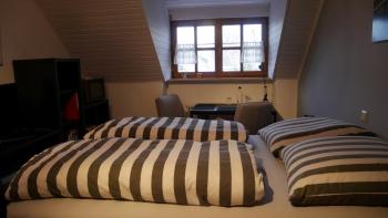 Ruhiges Zimmer Nähe Nürnberg Messe mit Wallbox, Núremberg (foto 3)