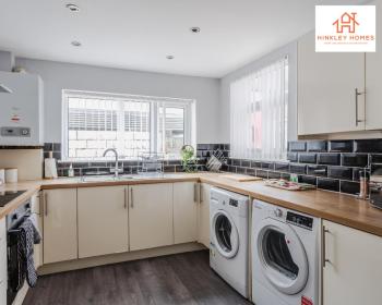 Supersized House 6 Beds Sleeps 14 w Garden & Carpark By Hinkley Homes Short Lets & Serviced Accommodation, Liverpool (photo 4)