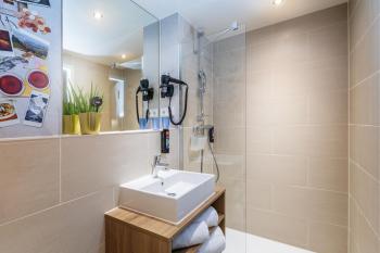 Holiday Inn - the niu, Mesh Stuttgart Messe by IHG, Stuttgart (photo 3)