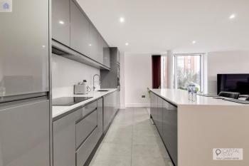FREE PARKING - Stylish Three Bedroom Apartment by London ExCeL, Londyn (zdjęcie 4)
